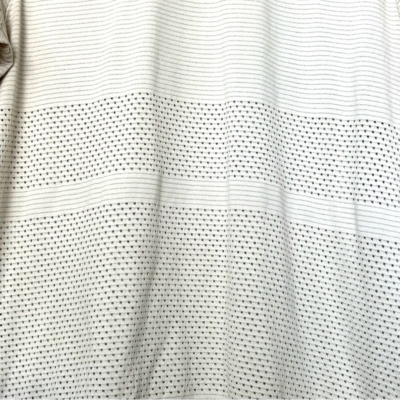 Lululemon Breeze By Long Sleeve Heathered White (Cream)- Size  2/4 (Small) - Picture 6 of 11